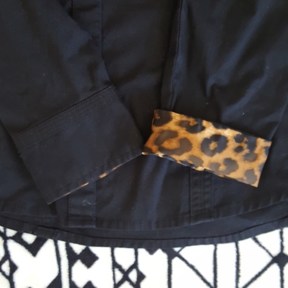 Express Black Cheeta Button Down - Picture 2 of 5